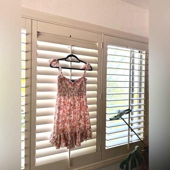 floral mini sundress - Picture 3 of 3